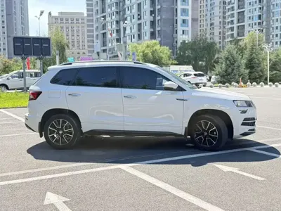 Skoda Karoq 2022, 32000 км, за 138800 CNY