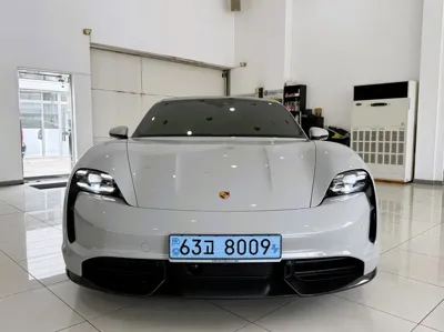 Porsche Taycan 2022, 13509 км, за 158000000 KRW