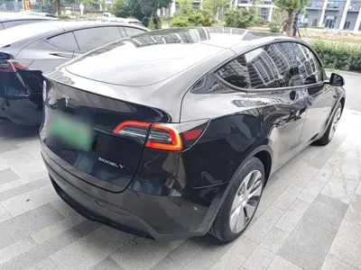 Tesla Model Y 2023, 26900 км, за 178200 CNY - фото 7