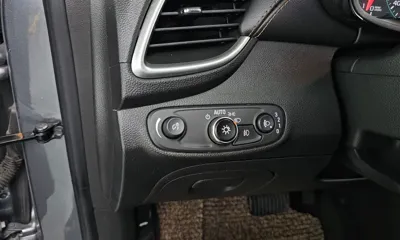 ChevroletGMDaewoo Trax 2019, 121595 км, за 6300000 KRW - фото 19