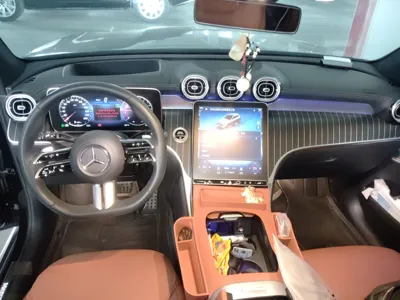 Mercedes-Benz GLC 2024, 28600 км, за 335784.46 CNY - фото 10