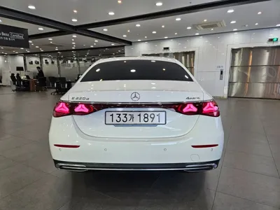 Mercedes-Benz E-Class 2025, 14290 км, за 65900000 KRW - фото 4