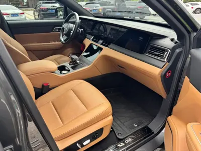 Li Auto Li ONE 2021, 63000 км, за 118600 CNY - фото 8