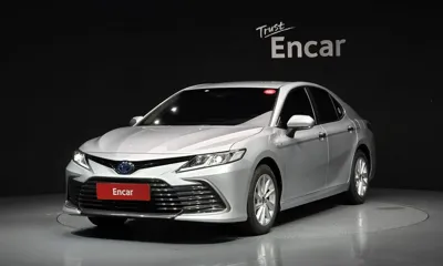 Toyota Camry · 2024 год
