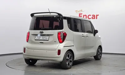 Kia Ray 2012, 160630 км, за 4000000 KRW