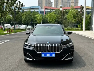 BMW 7 Series 2020, 87000 км, за 356800 CNY