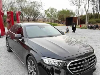 Mercedes-Benz E-Class 2024, 30000 км, за 305000 CNY