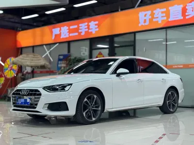 Audi A4L · 2021 год