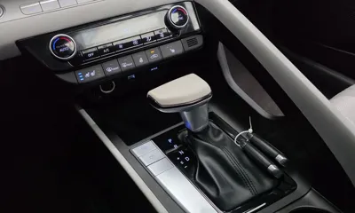 Hyundai Avante 2021, 54820 км, за 15000000 KRW - фото 9