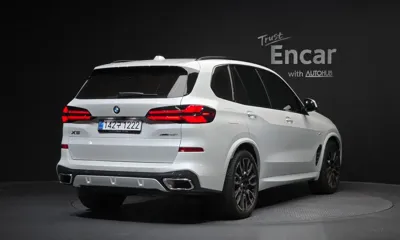 BMW X5 2025, 7840 км, за 127900000 KRW