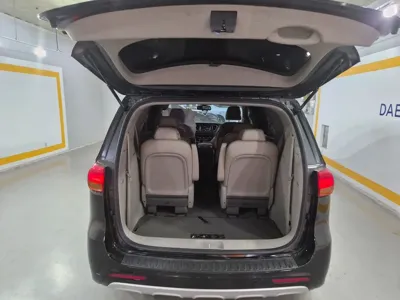 Kia Canival 2016, 150000 км, за 7900000 KRW - фото 6
