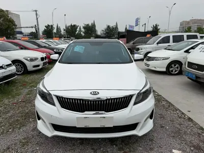 Kia K4 2018, 80000 км, за 35800 CNY