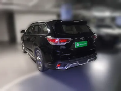 Toyota Highlander 2015, 155500 км, за 90718.9 CNY