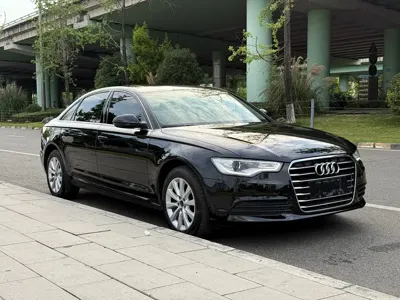 Audi A6L 2015, 130000 км, за 63000 CNY