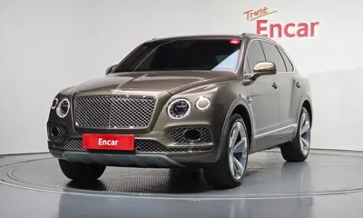 Bentley Bentayga · 2017 год