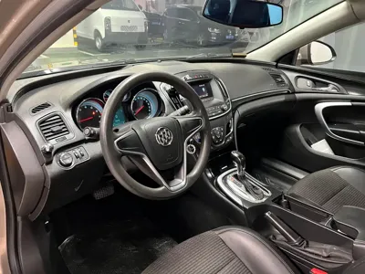 Buick Regal 2016, 126000 км, за 28800 CNY