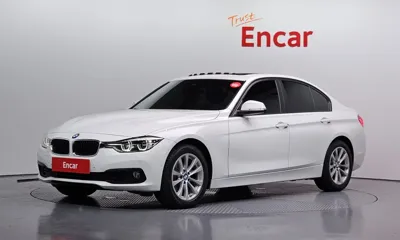BMW 3-Series · 2017 год