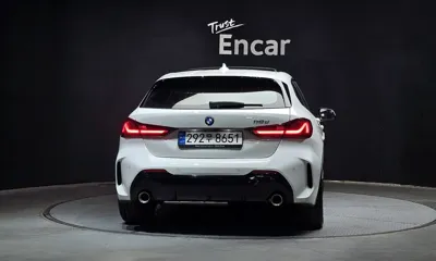 BMW 1-Series 2021, 62472 км, за 31400000 KRW