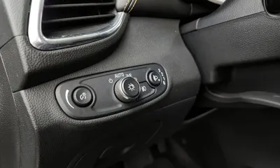 ChevroletGMDaewoo Trax 2017, 46915 км, за 8800000 KRW - фото 16