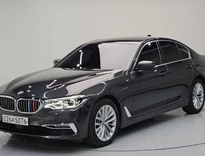 BMW 5-Series · 2020 год