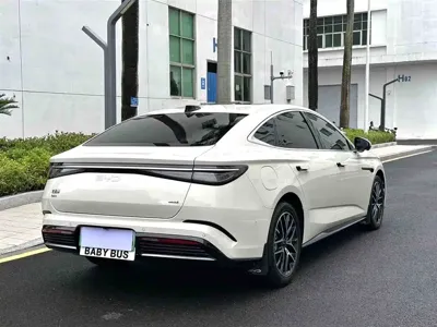 BYD Seal 07 DM-i 2025, 16000 км, за 108800 CNY
