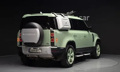 Land Rover Defender 2023, 24145 км, за 85900000 KRW