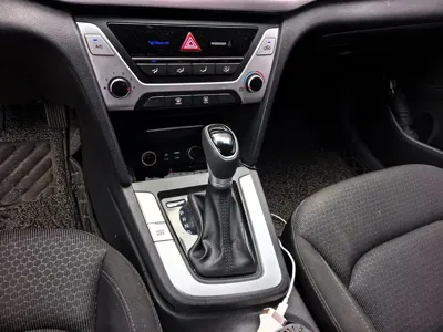Hyundai Elantra 2017, 109000 км, за 28800 CNY - фото 14
