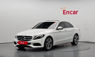 Mercedes-Benz C-Class · 2018 год