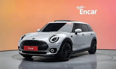 MINI Clubman · 2023 год