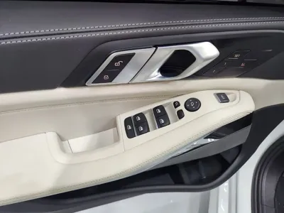 BMW X5 2026, 500 км, за 75300000 KRW - фото 8