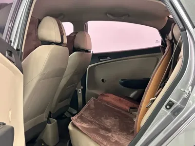 Hyundai Verna 2015, 105000 км, за 19800 CNY - фото 6