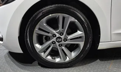 Hyundai Avante 2018, 37461 км, за 12500000 KRW - фото 5