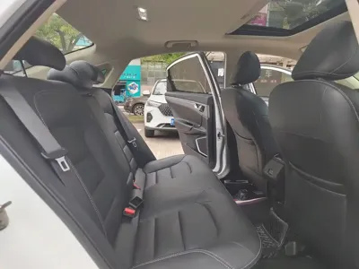 Geely Emgrand GL 2018, 57000 км, за 23500 CNY - фото 8