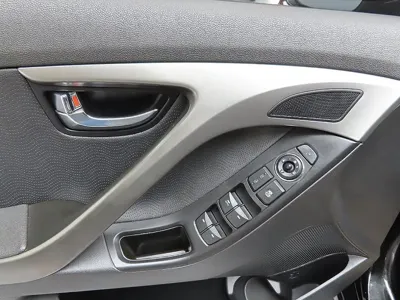 Hyundai Avante 2011, 130000 км, за 3500000 KRW - фото 12