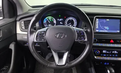 Hyundai Sonata 2019, 135064 км, за 10490000 KRW - фото 15