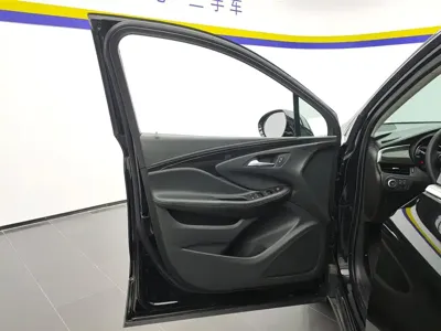 Buick Envision Plus 2021, 54900 км, за 74200 CNY - фото 7