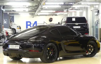 Porsche 718 2022, 11660 км, за 92000000 KRW