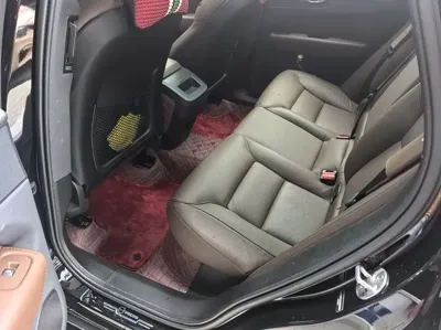 Volvo XC60 2024, 19000 км, за 183000 CNY