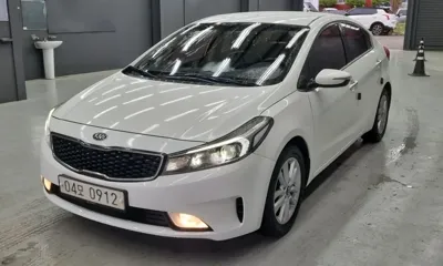 Kia K3 · 2016 год