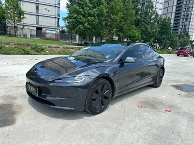 Tesla Model 3 2025, 40000 км, за 152800 CNY - фото 3
