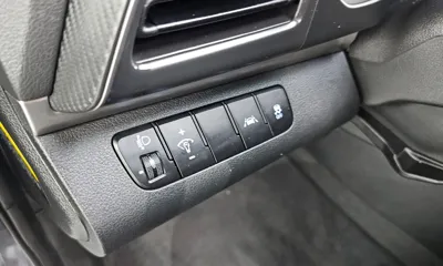 Hyundai Avante 2020, 77026 км, за 11900000 KRW - фото 20