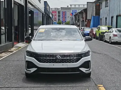 Volkswagen Lavida 2026, 300 км, за 100100 CNY