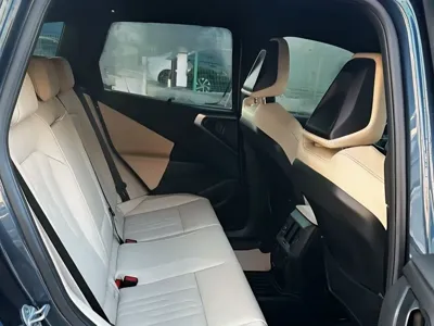 BMW X3 2025, 11000 км, за 73000000 KRW - фото 8
