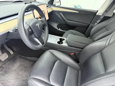 Tesla Model Y 2022, 50000 км, за 97000 CNY - фото 5