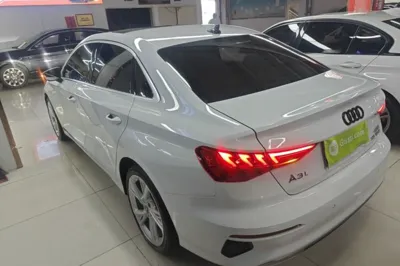 Audi A3 2021, 63500 км, за 106904.86 CNY