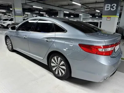 Hyundai Grandeur 2016, 139356 км, за 7700000 KRW
