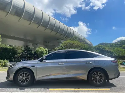 BYD Qin L 2025, 6000 км, за 71800 CNY