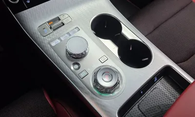 Genesis GV70 2025, 30160 км, за 58800000 KRW - фото 9