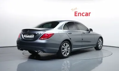 Mercedes-Benz C-Class 2017, 143641 км, за 11100000 KRW