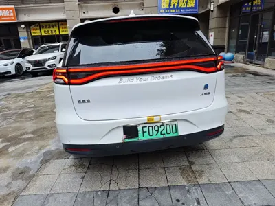 BYD Tang New Energy 2018, 99900 км, за 44000 CNY - фото 5